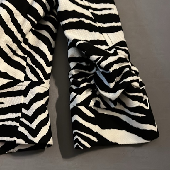 zebra print jacket/blazer - Picture 6 of 7